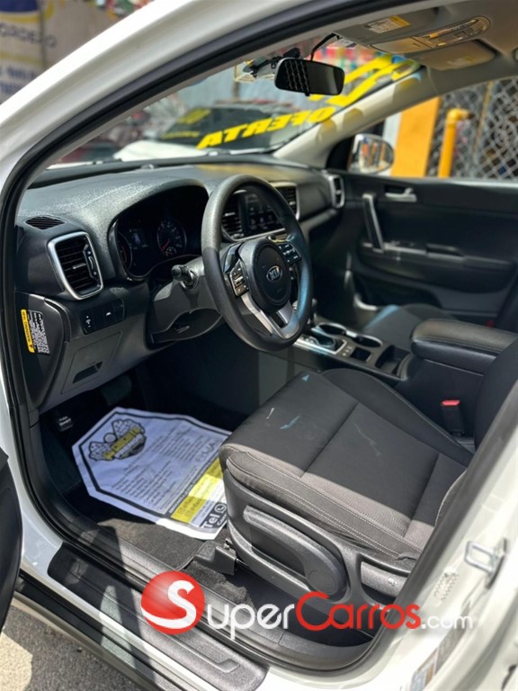 2021 Kia Sportage LX — foto 6 / 11