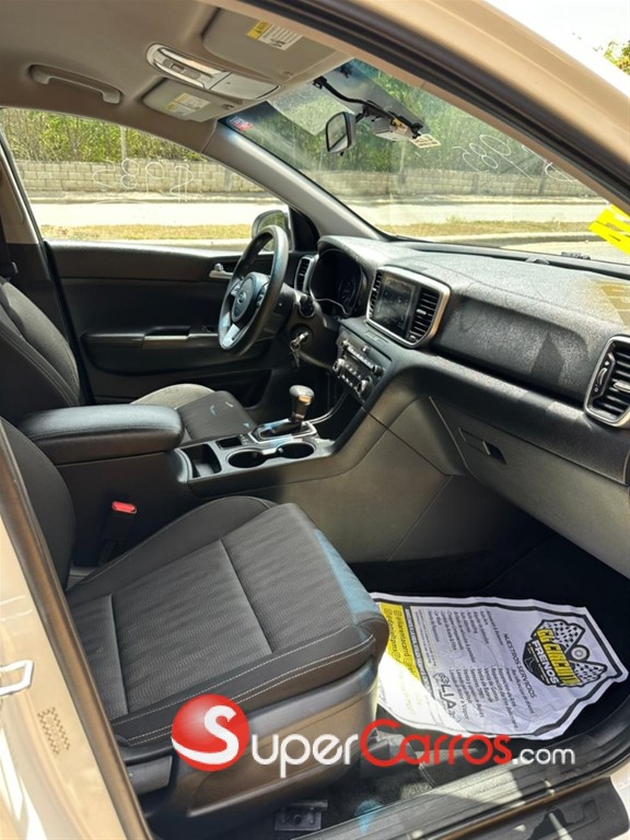 2021 Kia Sportage LX — foto 10 / 11