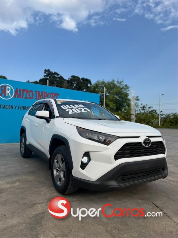 2021 Toyota RAV4 — foto 2 / 11
