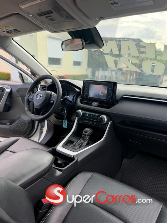 2021 Toyota RAV4 — foto 8 / 11