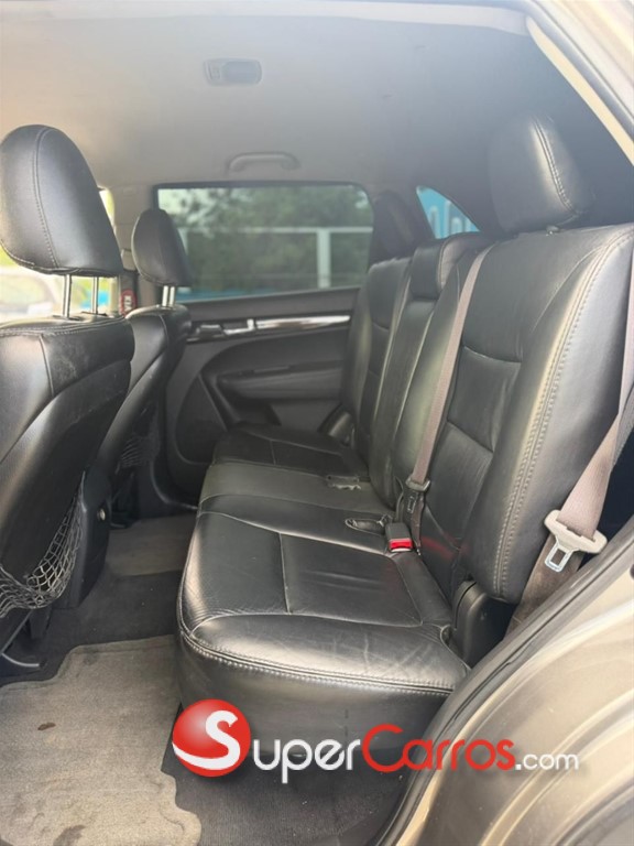 2013 Kia Sorento — foto 7 / 9