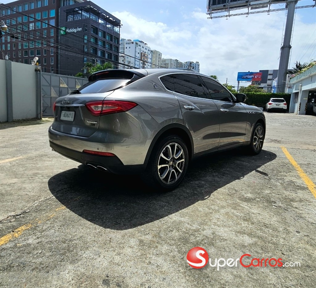 2018 Maserati Levante Q4 — foto 4 / 12