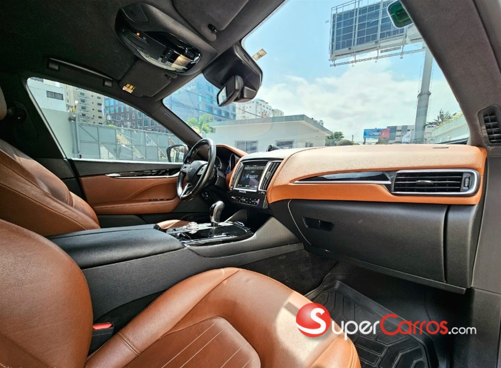 2018 Maserati Levante Q4 — foto 9 / 12