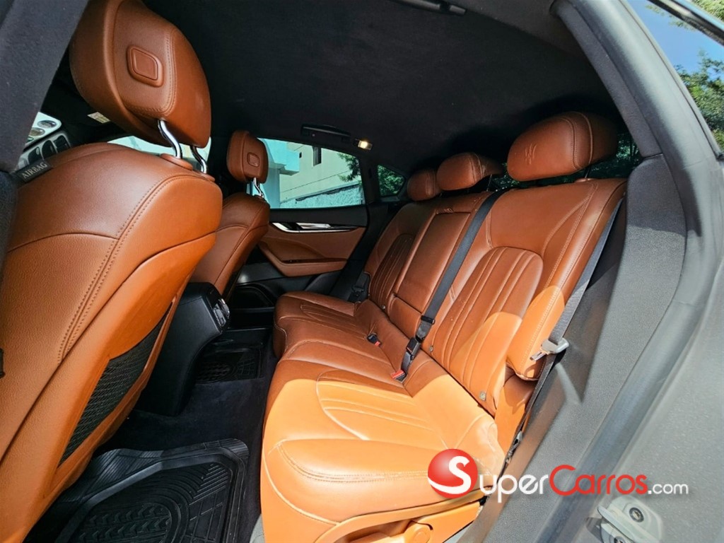 2018 Maserati Levante Q4 — foto 10 / 12