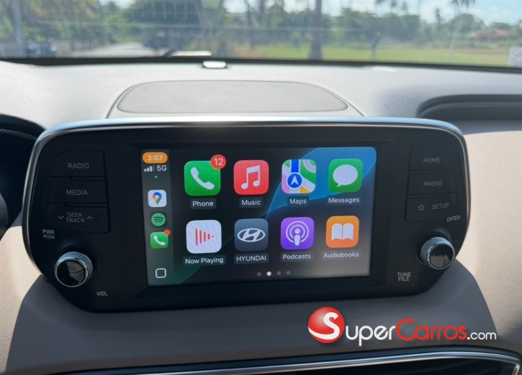 2019 Hyundai Santa Fe — foto 8 / 12