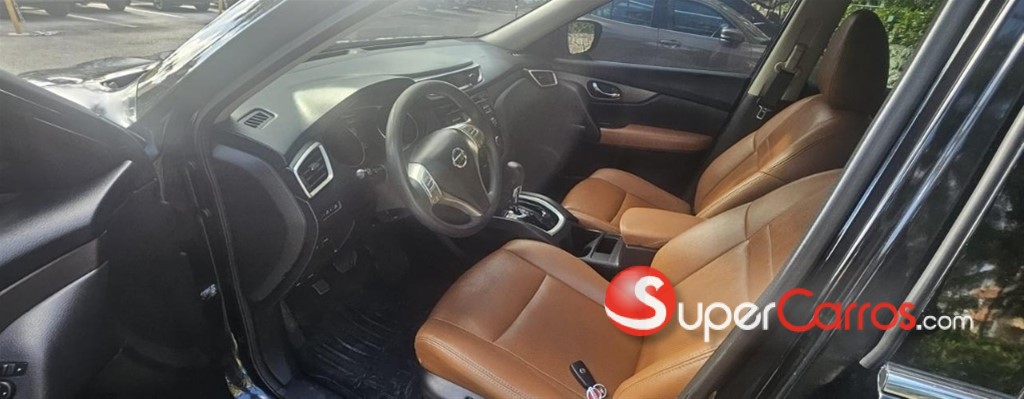 2014 Nissan Rogue SV — foto 6 / 10