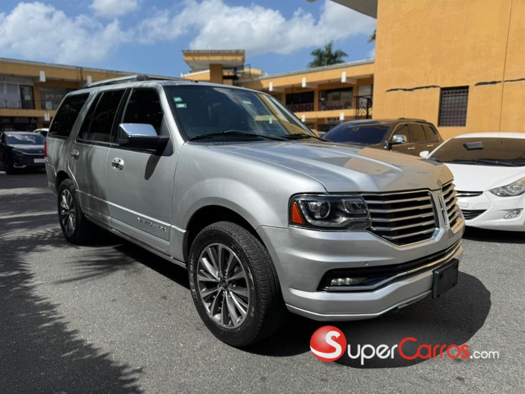 2015 Lincoln Navigator — foto 2 / 12