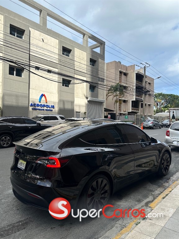 2023 Tesla Model Y Performace — foto 3 / 10