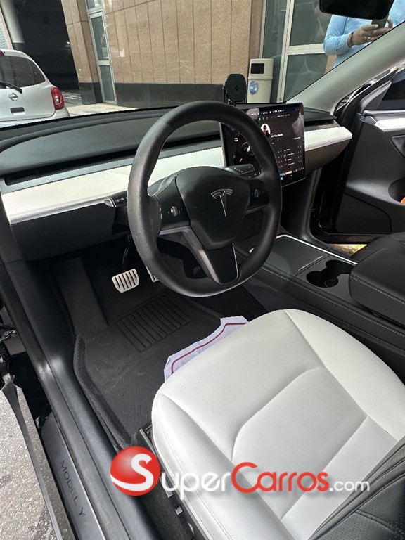 2023 Tesla Model Y Performace — foto 8 / 10