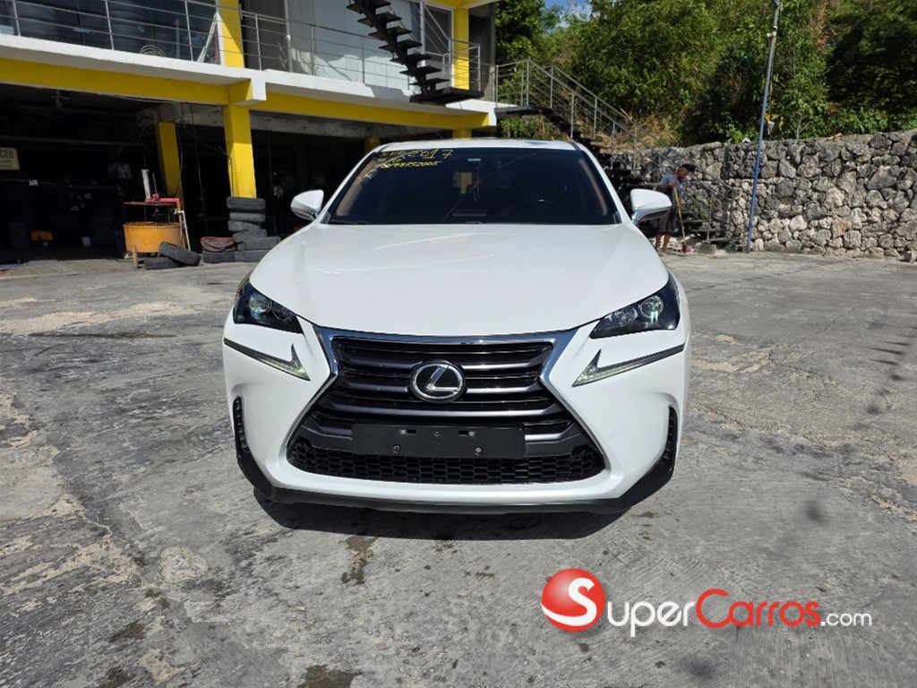 2017 Lexus NX 200T — foto 3 / 12