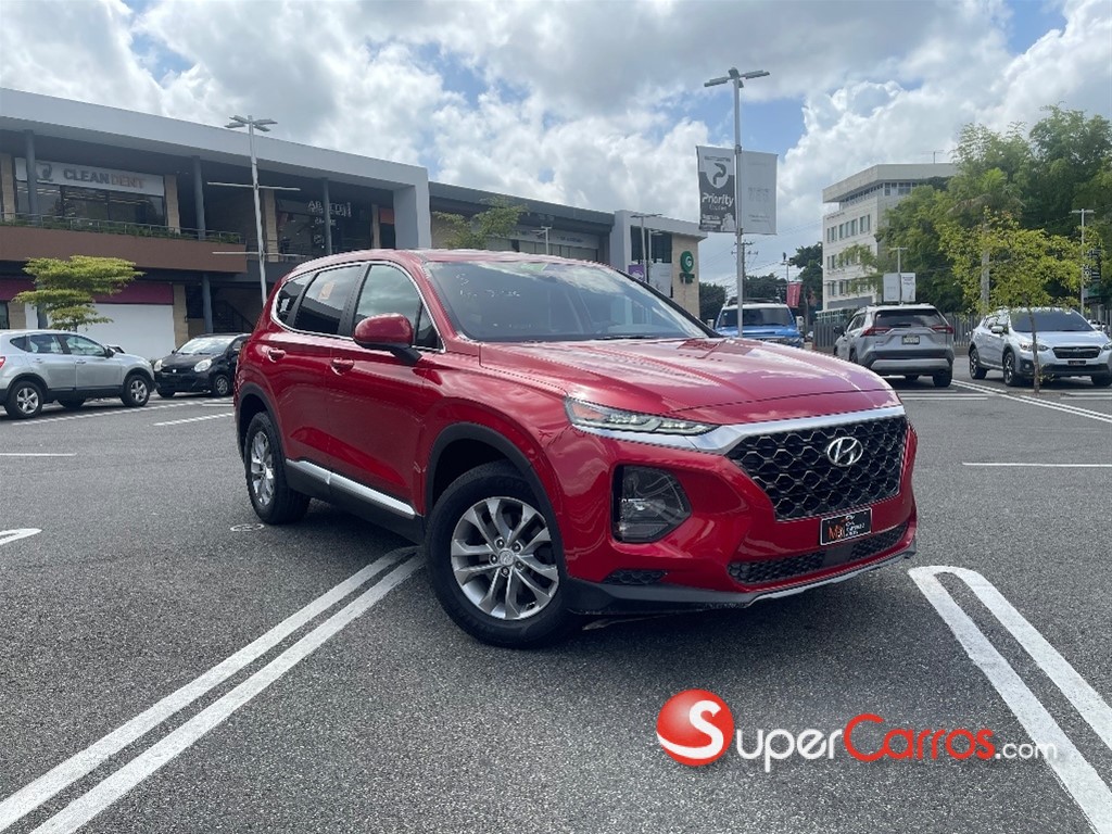 2020 Hyundai Santa Fe SE — foto 2 / 12