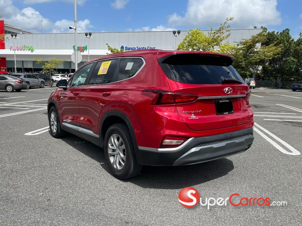 2020 Hyundai Santa Fe SE — foto 6 / 12