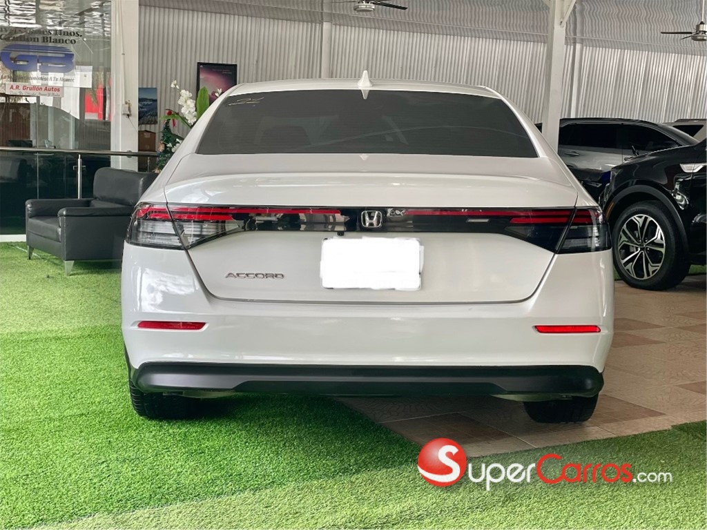 2024 Honda Accord — foto 2 / 10