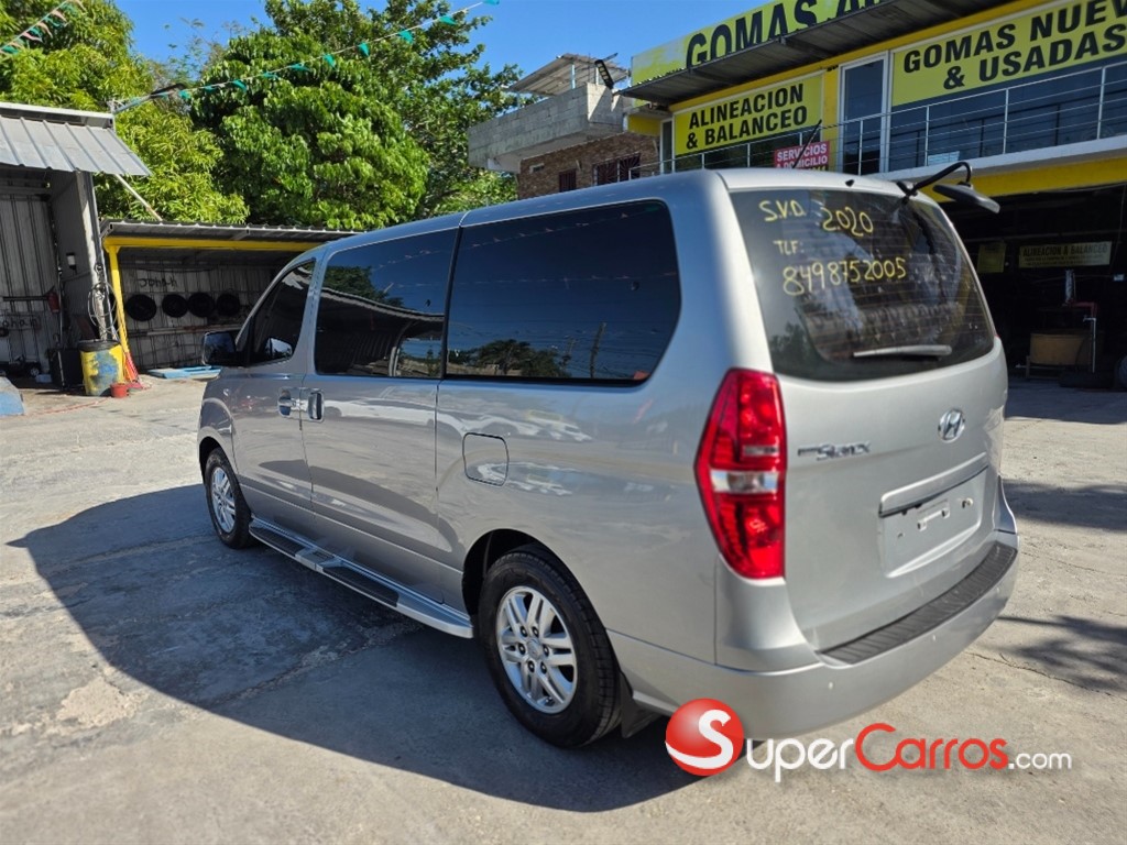 2020 Hyundai Grand Starex — foto 7 / 12