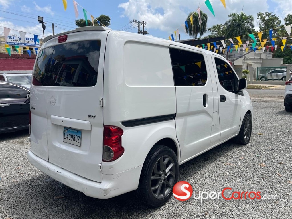 2017 Nissan NV 200 — foto 4 / 10
