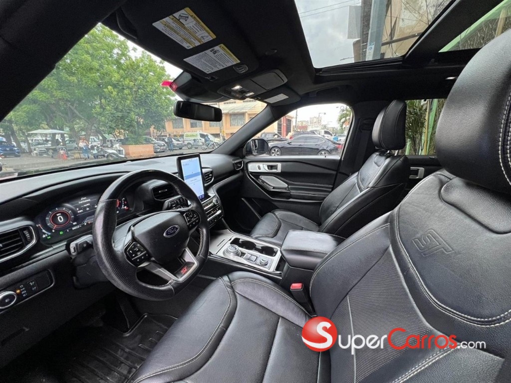 2021 Ford Explorer ST — foto 7 / 11