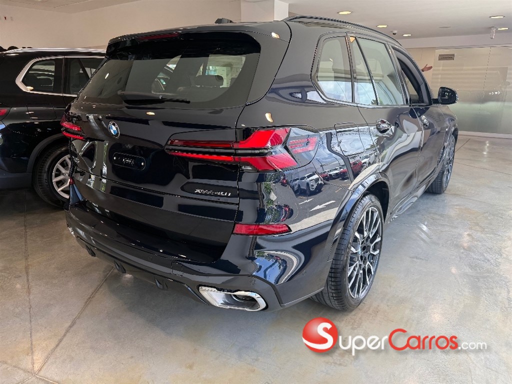2026 BMW X 5 XDRIVE 40i M PACKAGE — foto 3 / 12