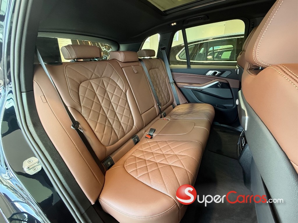 2026 BMW X 5 XDRIVE 40i M PACKAGE — foto 6 / 12