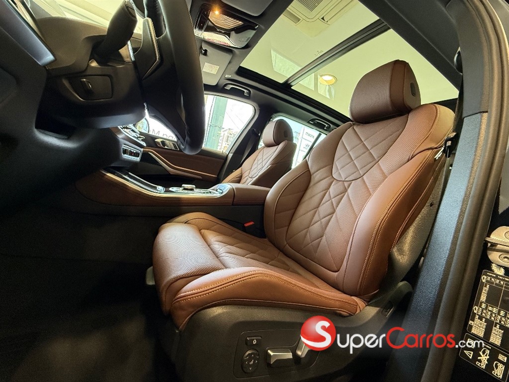 2026 BMW X 5 XDRIVE 40i M PACKAGE — foto 11 / 12