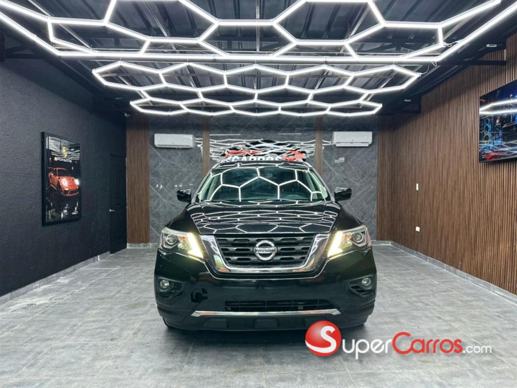 2020 Nissan Pathfinder SV — foto 3 / 9