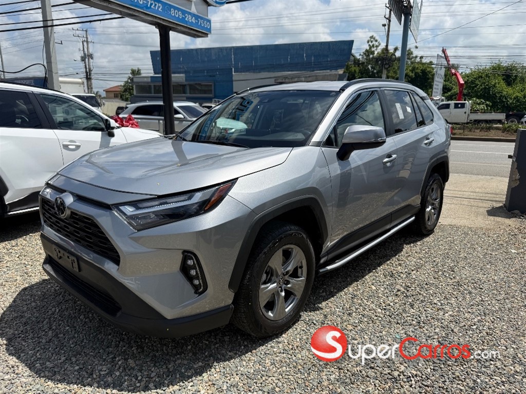 2023 Toyota RAV4 XLE