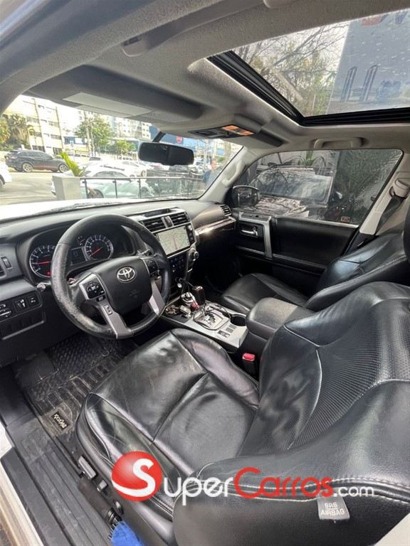 2015 Toyota 4 Runner Limited — foto 4 / 11