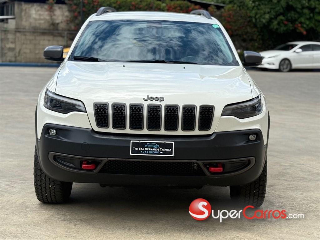 2019 Jeep Cherokee Trailhawk — foto 1 / 10