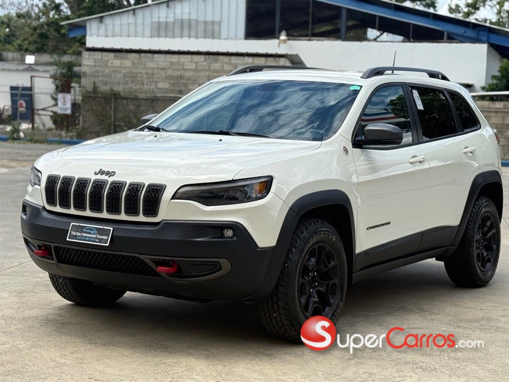 2019 Jeep Cherokee Trailhawk — foto 3 / 10