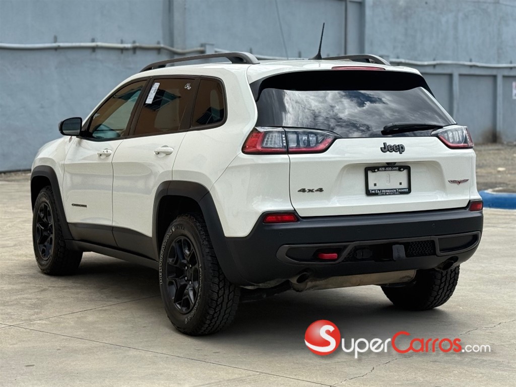 2019 Jeep Cherokee Trailhawk — foto 4 / 10
