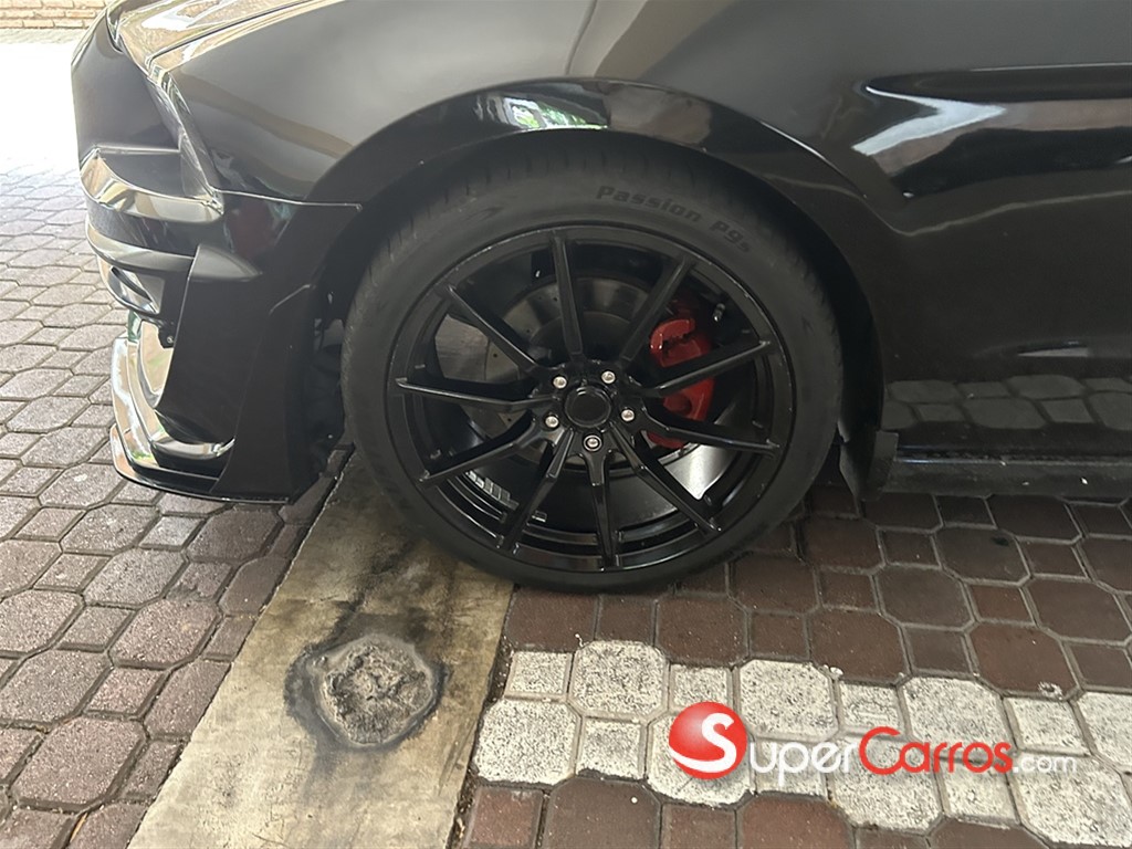 2014 Ford Mustang — foto 5 / 10
