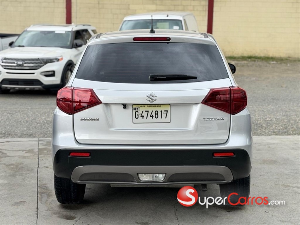 2020 Suzuki Vitara GL — foto 3 / 10