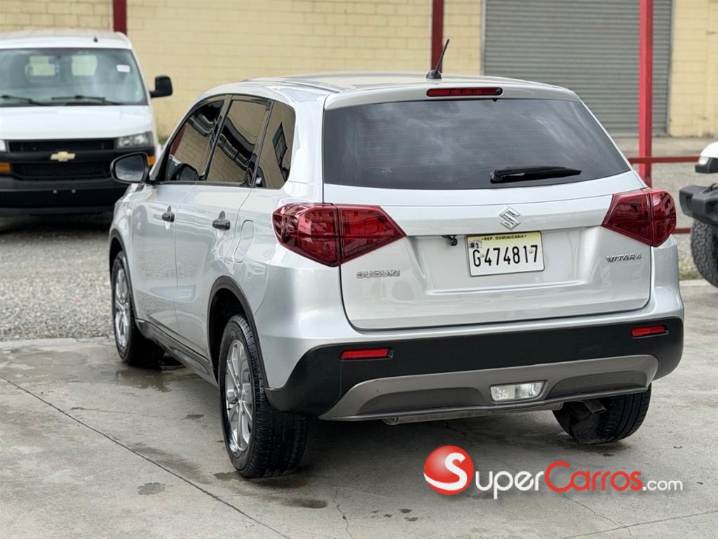 2020 Suzuki Vitara GL — foto 4 / 10