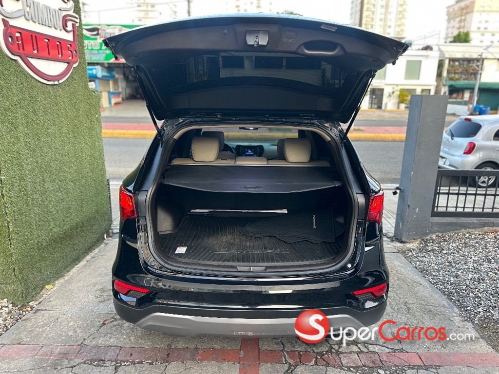 2017 Hyundai Santa Fe Sport — foto 7 / 11