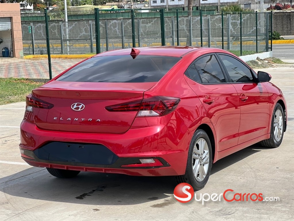 2020 Hyundai Elantra SEL — foto 6 / 12