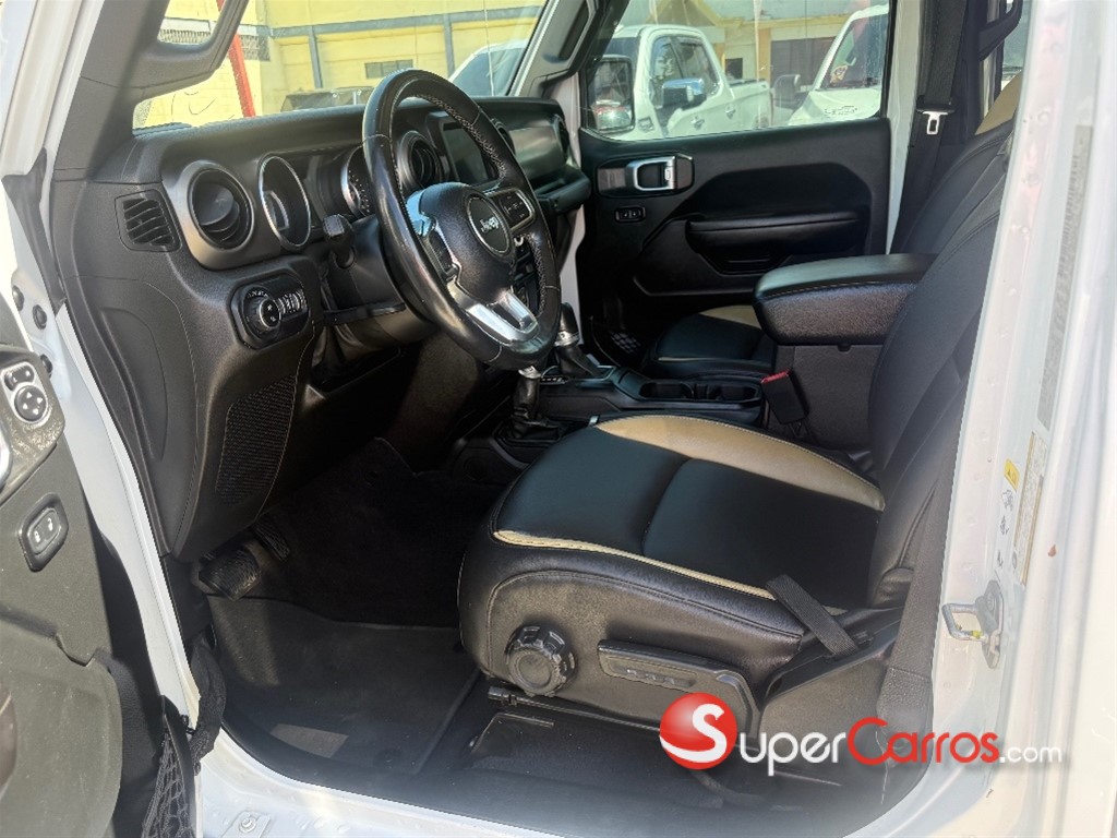 2020 Jeep Gladiator Rubicon — foto 8 / 10