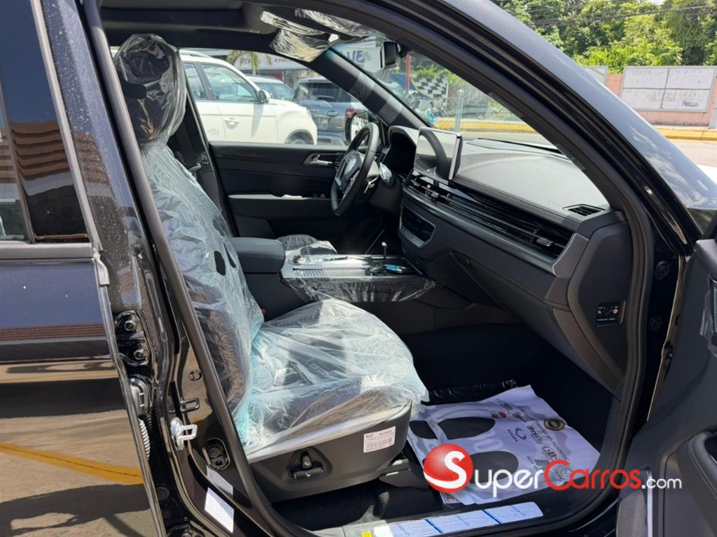 2027 KGM Rexton — foto 6 / 8