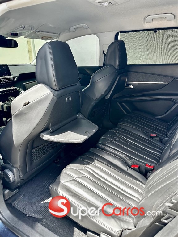 2018 Peugeot 5008 Allure — foto 10 / 12