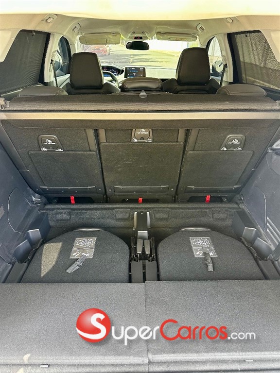 2018 Peugeot 5008 Allure — foto 12 / 12