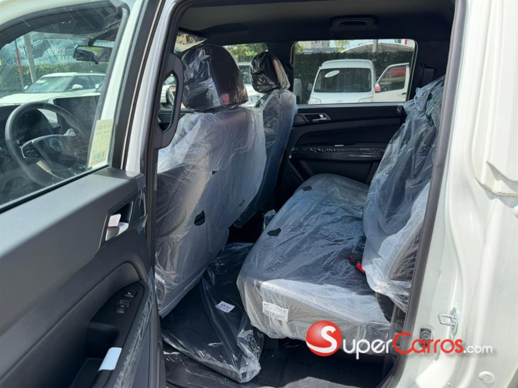 2027 KGM Musso ADVENTURE — foto 7 / 9