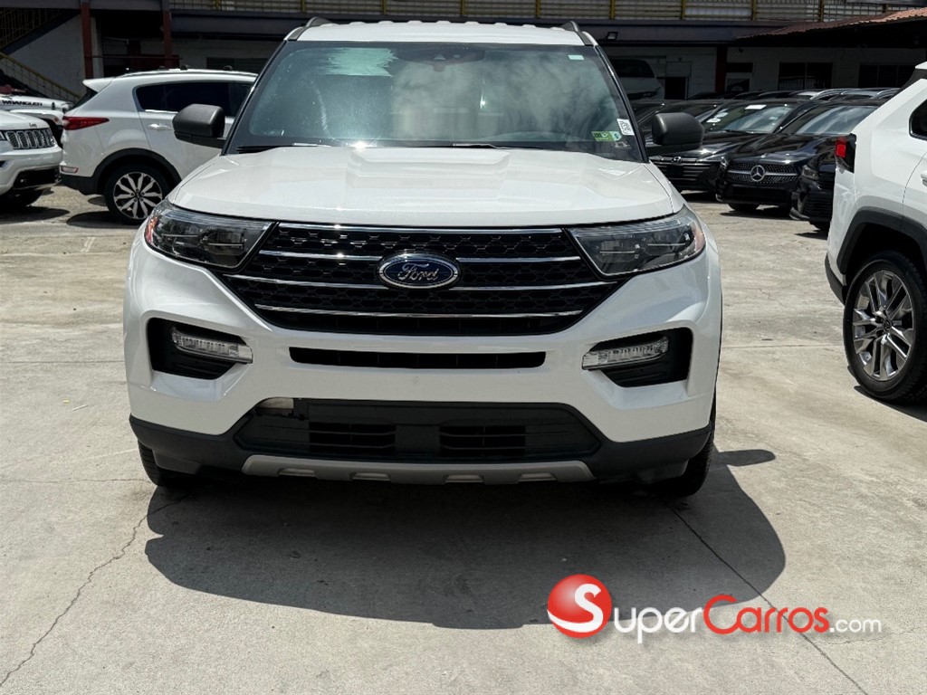 2020 Ford Explorer XLT 4WD — foto 4 / 10