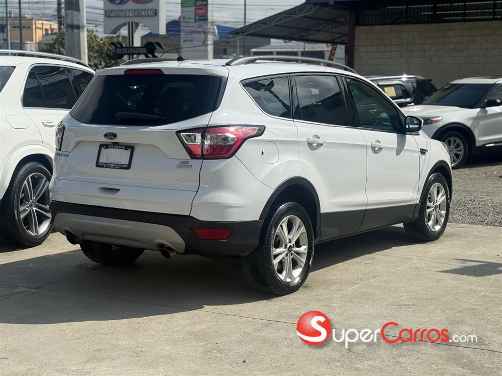 2018 Ford Escape SE Ecoboost — foto 6 / 10