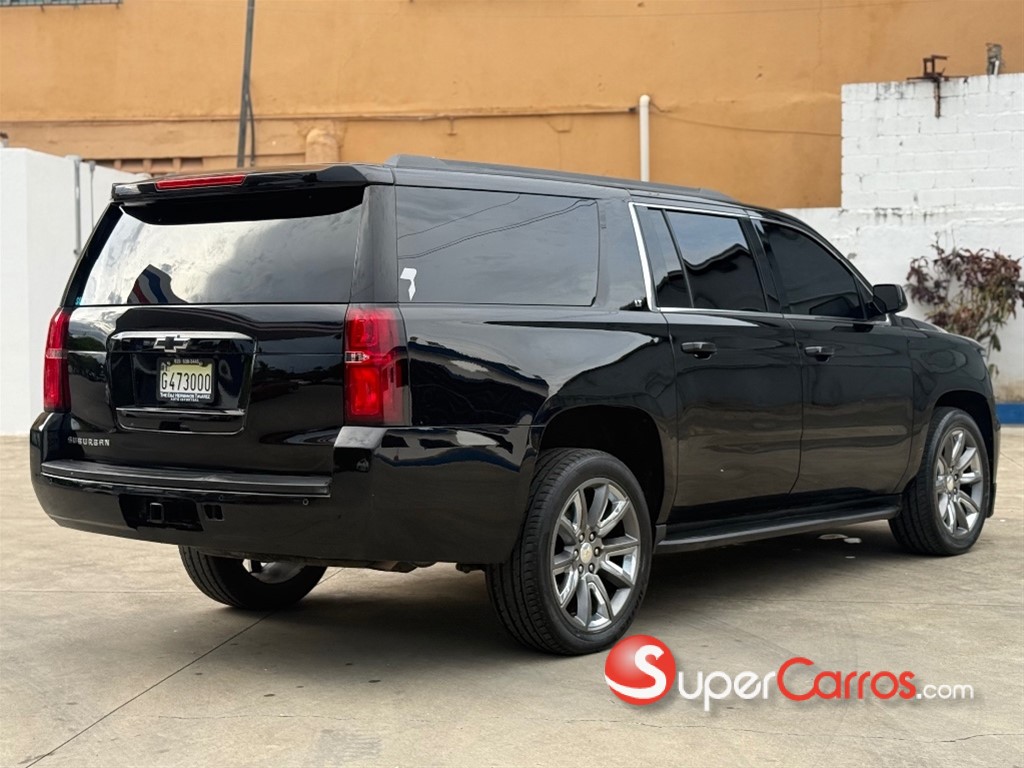 2016 Chevrolet Suburban LT — foto 4 / 10