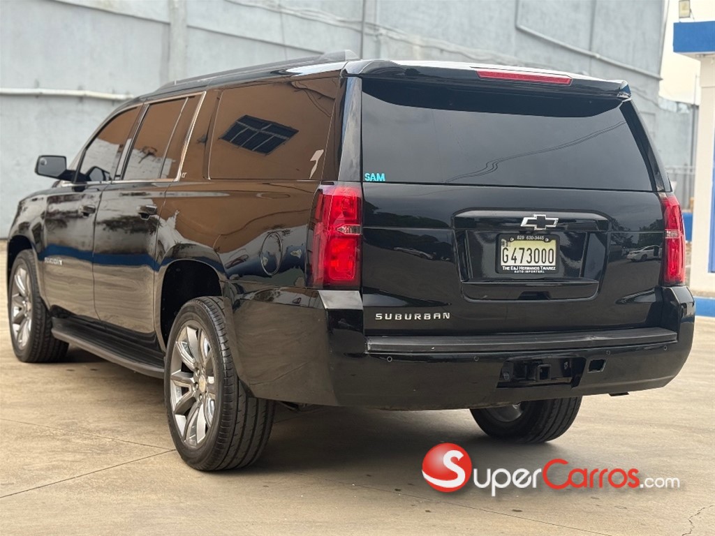 2016 Chevrolet Suburban LT — foto 10 / 10