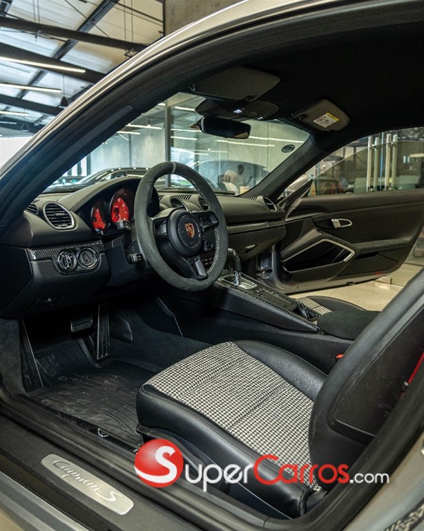 2018 Porsche Cayman S — foto 8 / 12