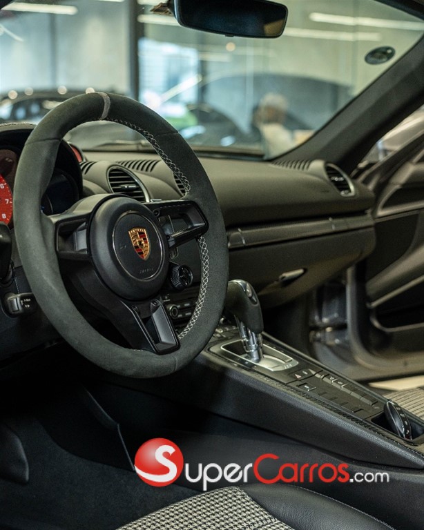 2018 Porsche Cayman S — foto 9 / 12