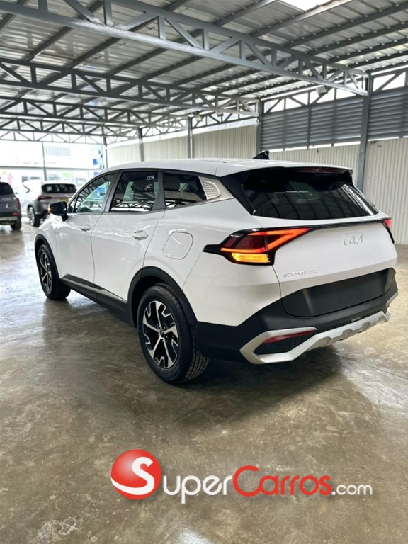 2024 Kia Sportage EX — foto 2 / 12