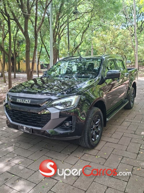 2025 Isuzu DMAX LSE