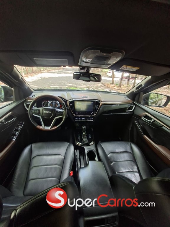 2025 Isuzu DMAX LSE — foto 2 / 10