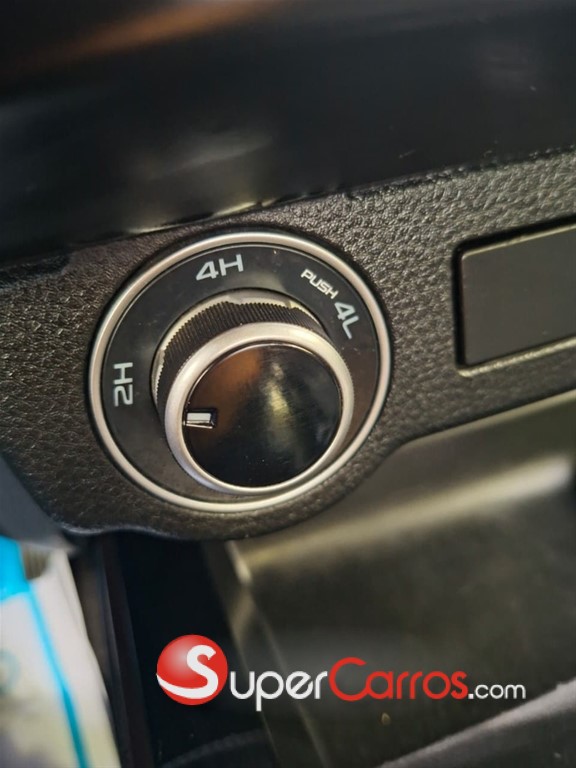 2025 Isuzu DMAX LSE — foto 5 / 10