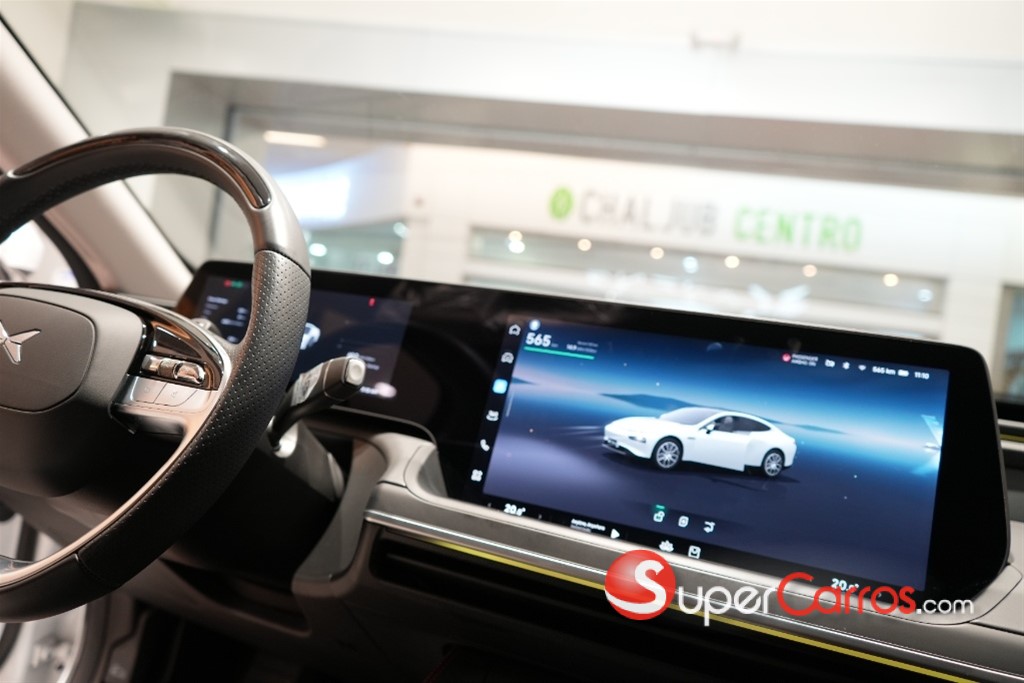 2024 Xpeng P7i RWD Long Range — foto 7 / 9